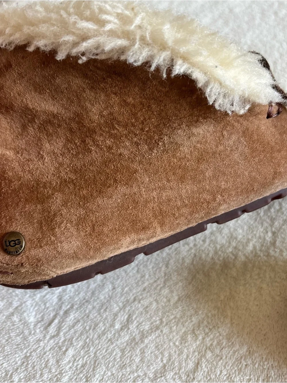 UGG Alena Slipper chestnut suede moccasins booties fur women’s 6